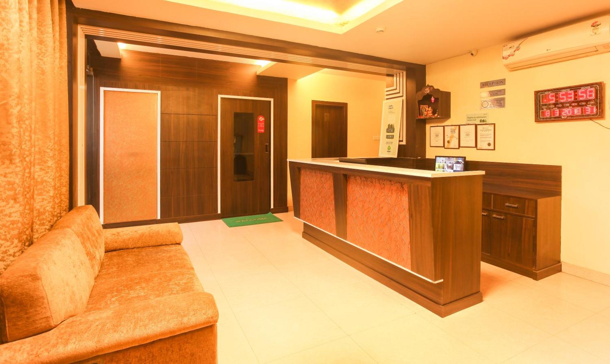 Hotel Janki International Sigra 2 Km From Kashi Vishwanath Temple Waranasi Zewnętrze zdjęcie