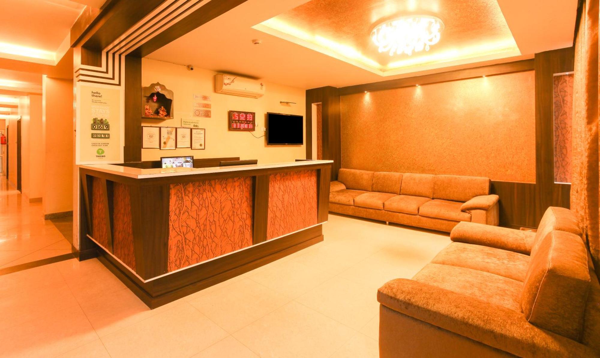 Hotel Janki International Sigra 2 Km From Kashi Vishwanath Temple Waranasi Zewnętrze zdjęcie