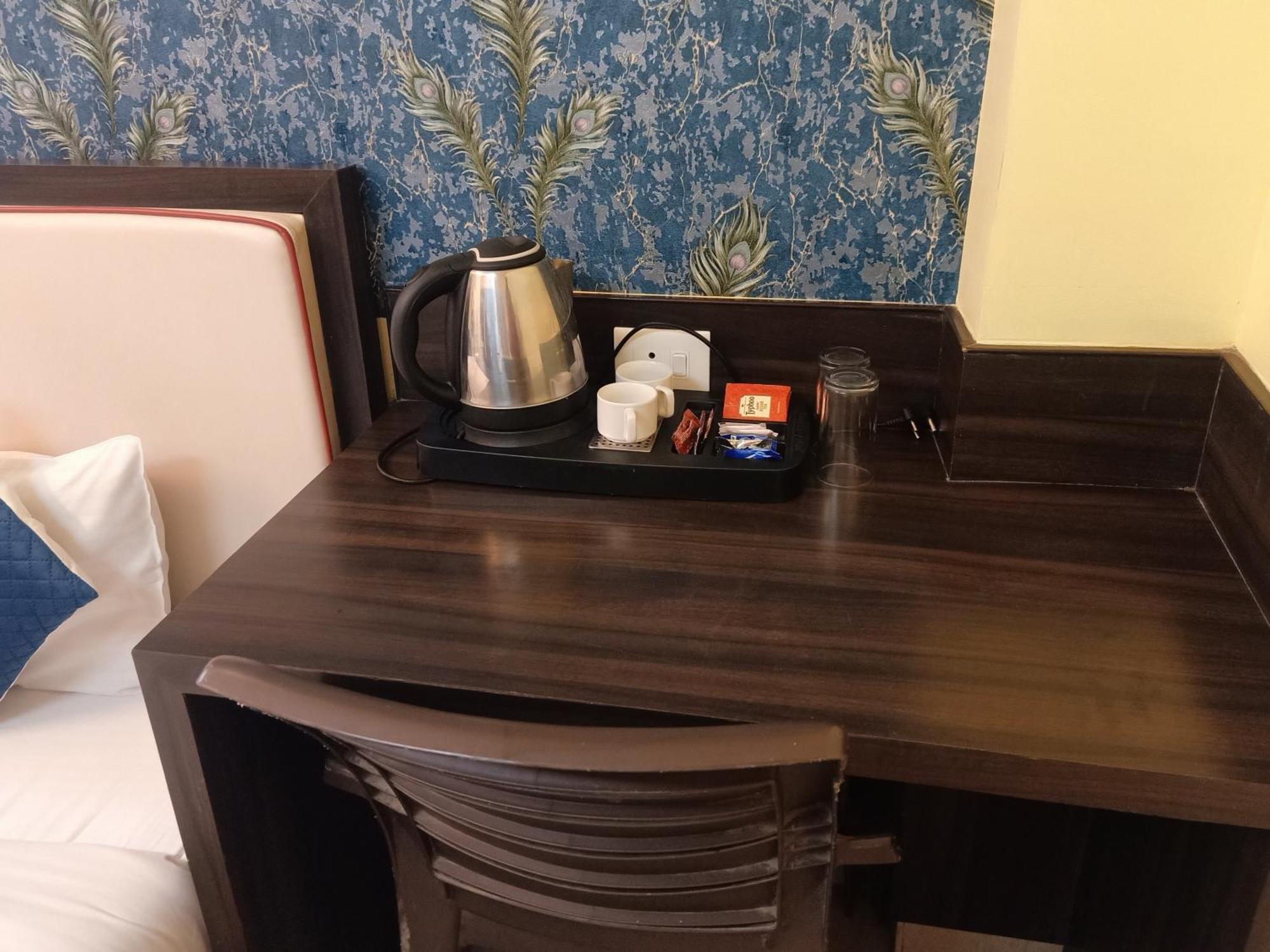 Hotel Janki International Sigra 2 Km From Kashi Vishwanath Temple Waranasi Zewnętrze zdjęcie