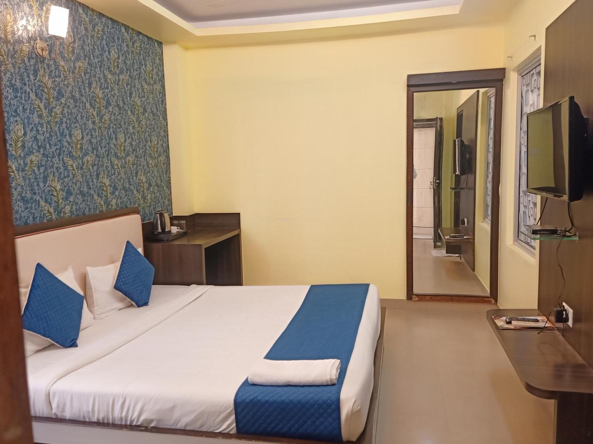 Hotel Janki International Sigra 2 Km From Kashi Vishwanath Temple Waranasi Zewnętrze zdjęcie
